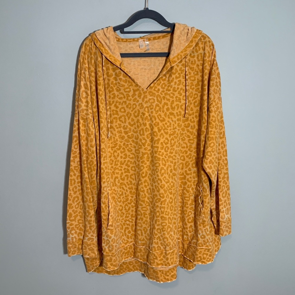 NEW Silverwear Leopard Print Hoodie Tunic Top Oversized Comfort Yellow 3X